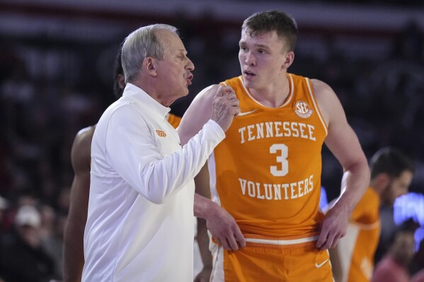 Tennessee basketball score cheap